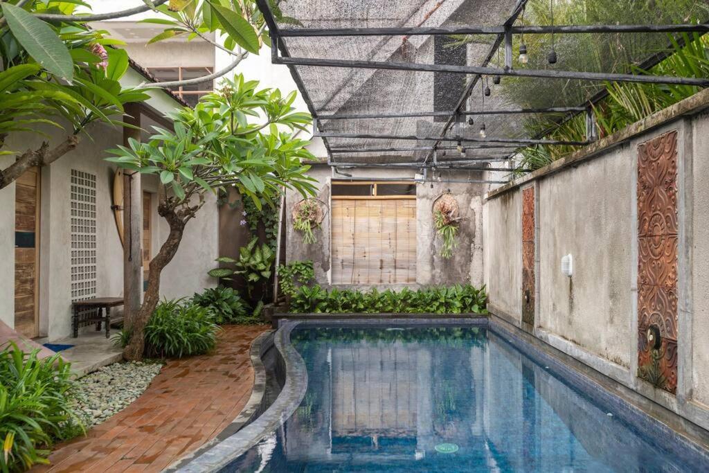 Surfer Garden Apartment Sanur  Exterior photo