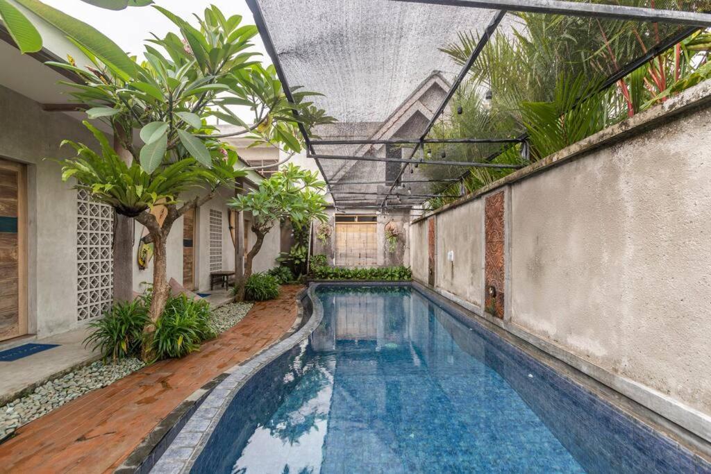 Surfer Garden Apartment Sanur  Exterior photo